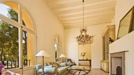 Elegant Townhouse in the harbor of Portocolom Elegant Townhouse in the harbor of Portocolom